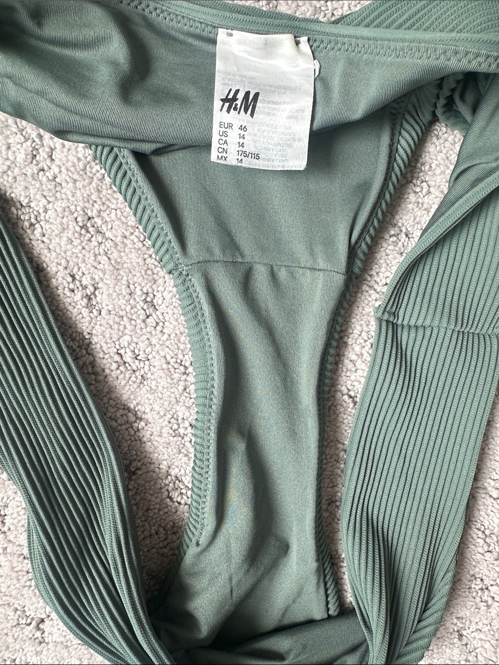 H&M Ribbed Green Bikini Set - Picture 3 of 4